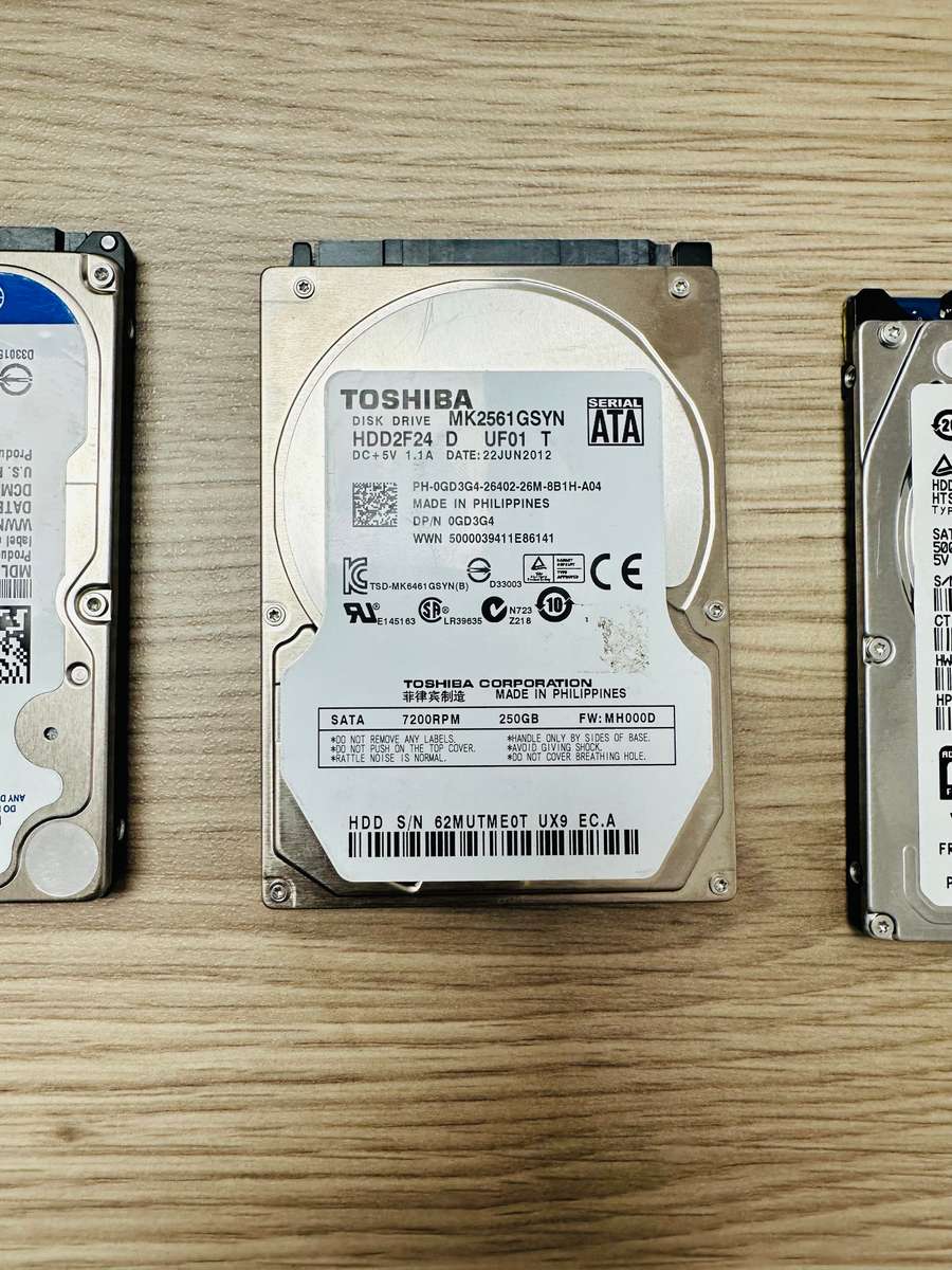 3x 250GB Laptop Drives ***100% Health***