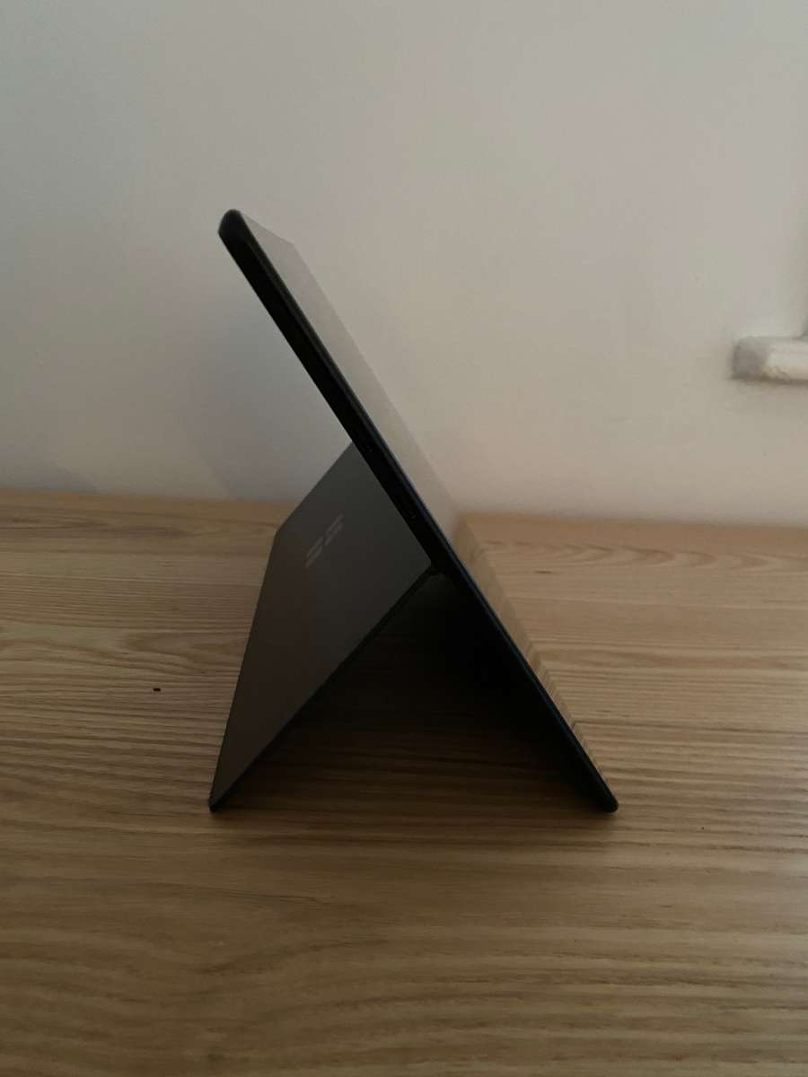 Microsoft Surface Pro X (16GB RAM 512GB STORAGE)