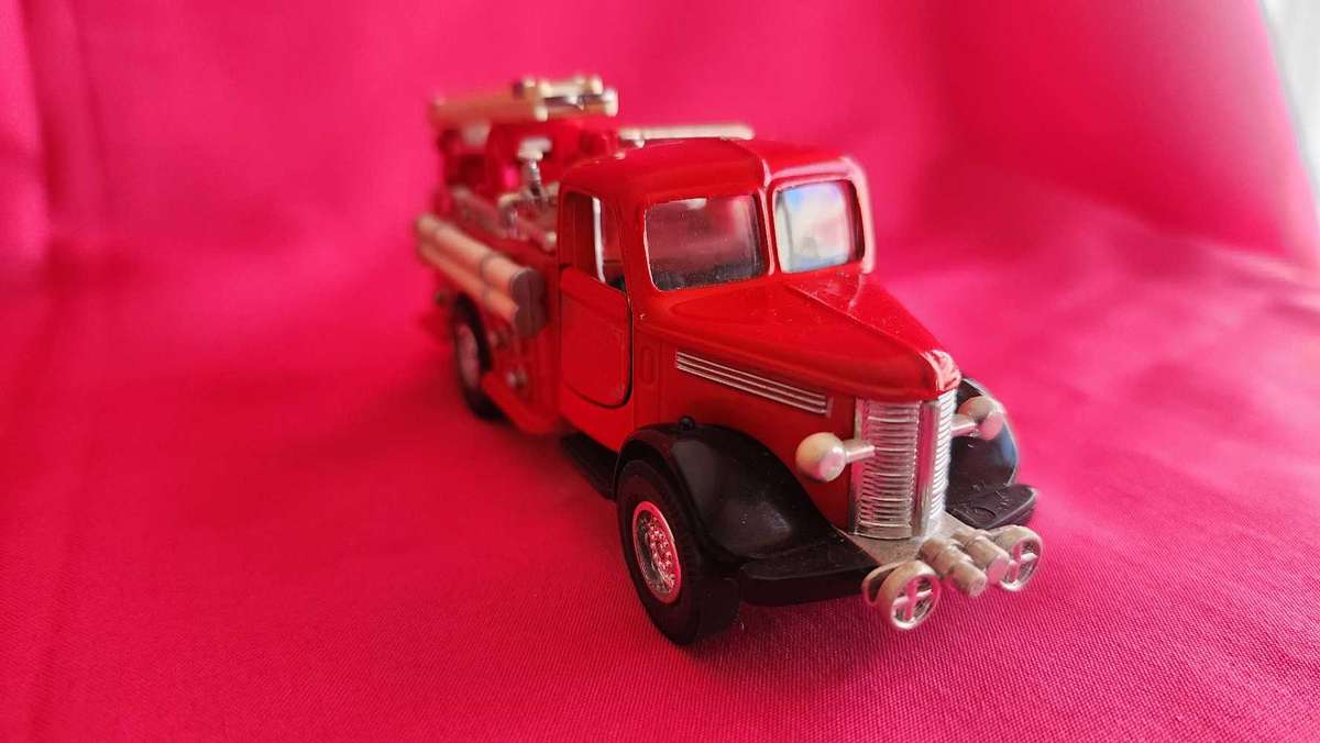 Fire   Truck "Old School"