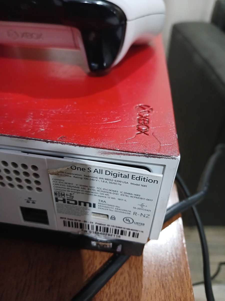 XBOX ONE S CONSOLE (DIGITAL)