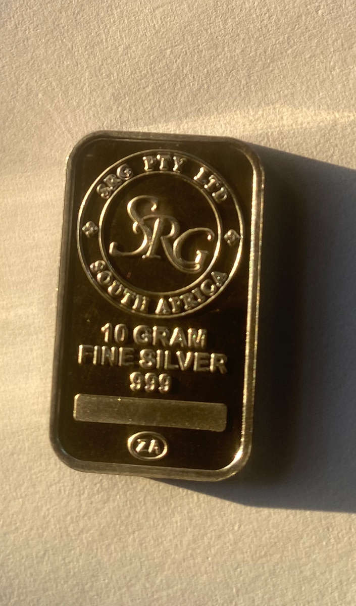 Stunning 10g Fine Silver Minted Bar .999