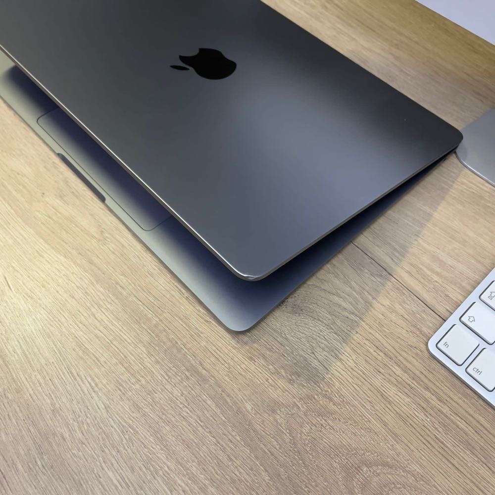 MacBook Air M2