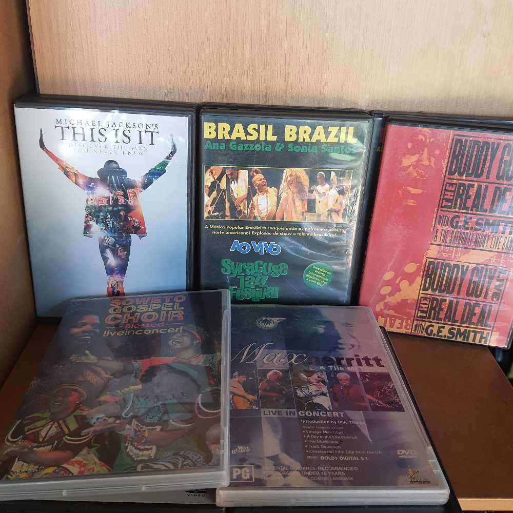 Lot of music dvd x10