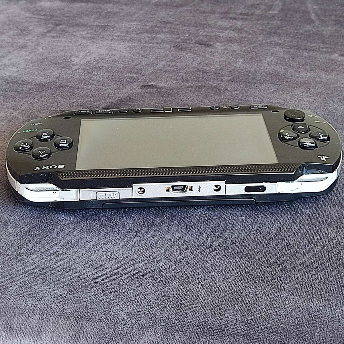 Playstation Portable 1000 console