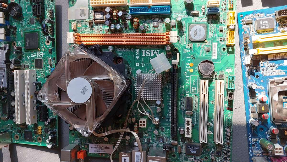 Motherboard Lot x 6 FAULTY