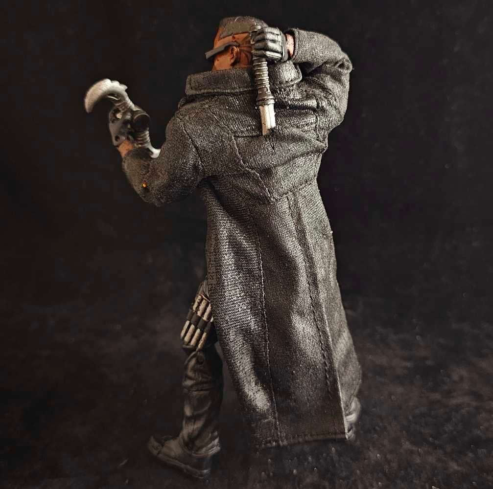 ToyBiz Marvel Legends Blade (Movie Version)