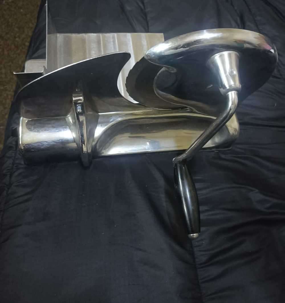 Pineware refurbished bread slicer