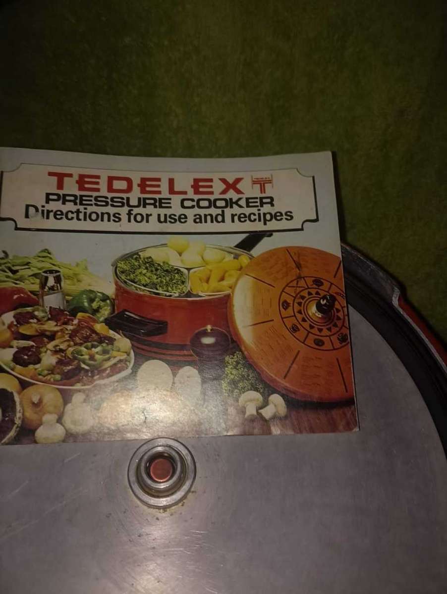Vintage Tedelex 6 litre Pressure Cooker