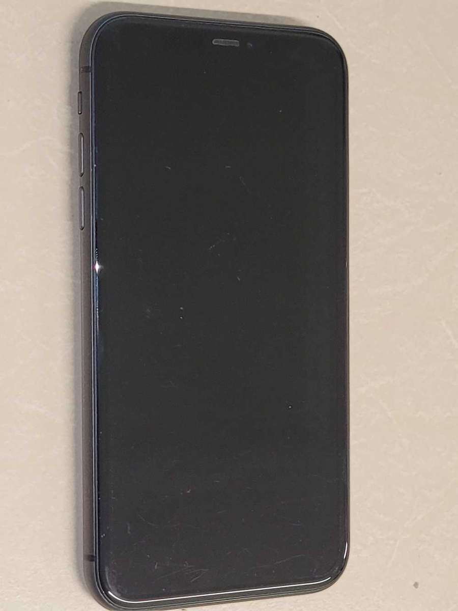 Apple iPhone 11 64GB Factory Unlocked 4G LTE Smartphone