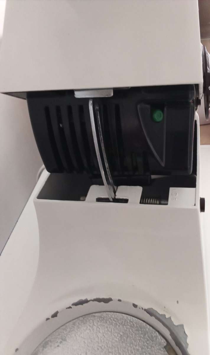 KENWOOD A901 MIXER WITH LIQUIDIZER.BRAND NEW MOTOR. EXCELLENT WORKING CONDITION.