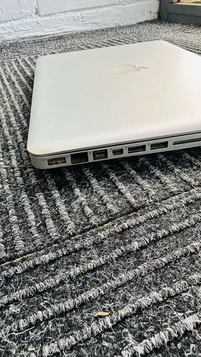 Apple MacBook Pro Core-i5 256GB SSD 4GB RAM 13 inch (2011)