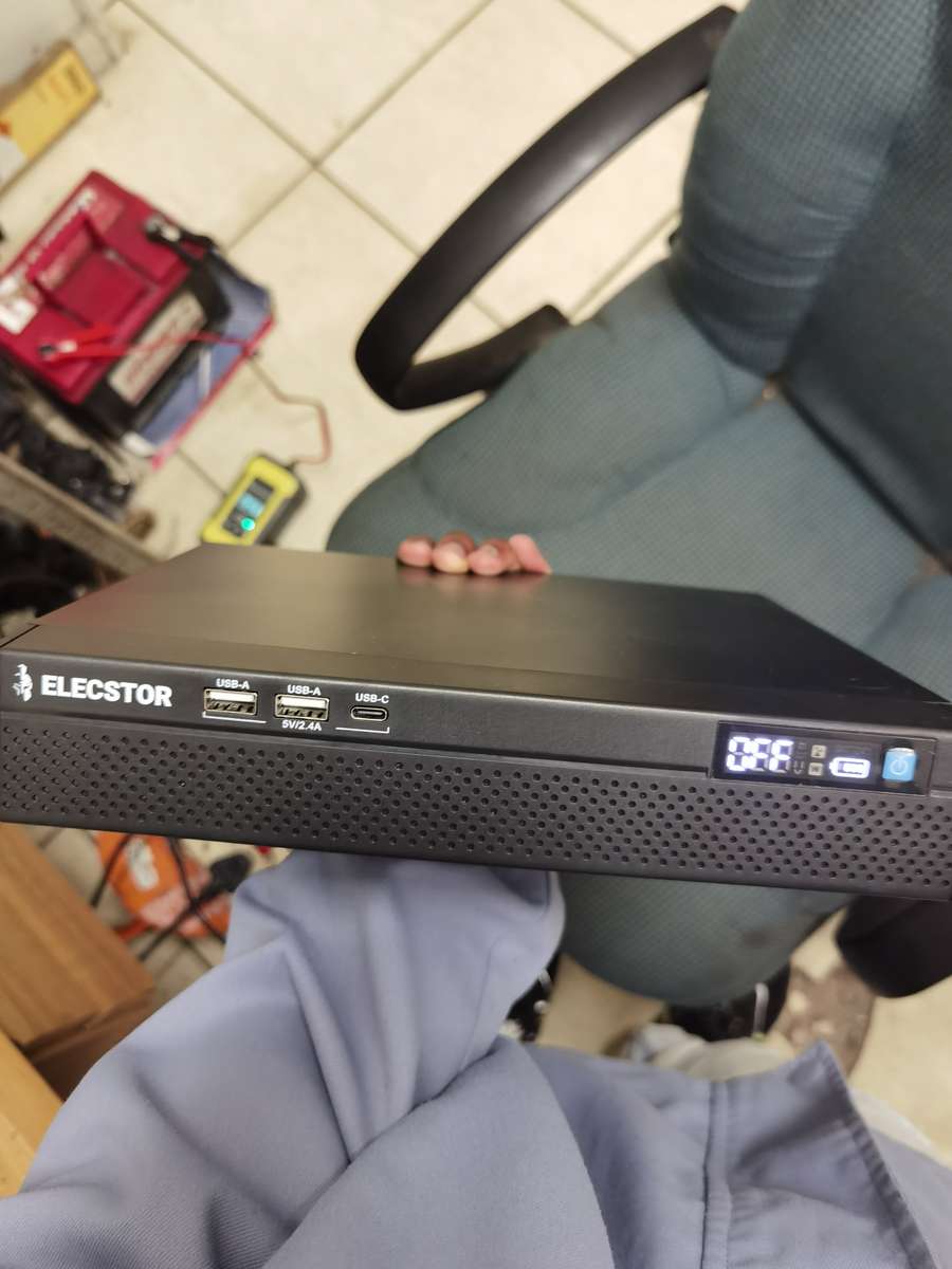 Titan Elecstor 24000mAh 75Wh Mini UPS 100W