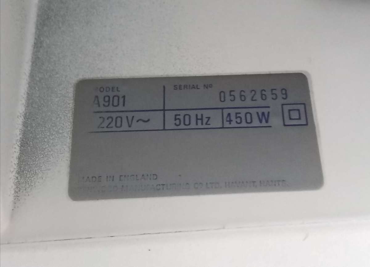 KENWOOD A901 MIXER WITH LIQUIDIZER.BRAND NEW MOTOR. EXCELLENT WORKING CONDITION.