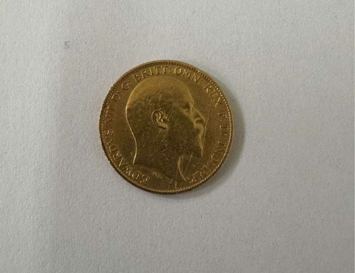 Great Britt Gold Sovereign Edward VII 1904 #1