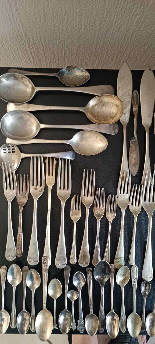 Large Lot of EPNS Cutlery