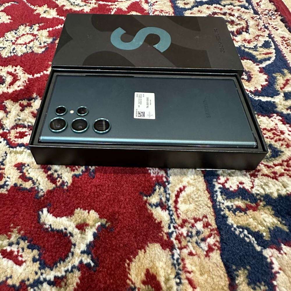 Samsung Galaxy S22 Ultra 256GB Dual Sim