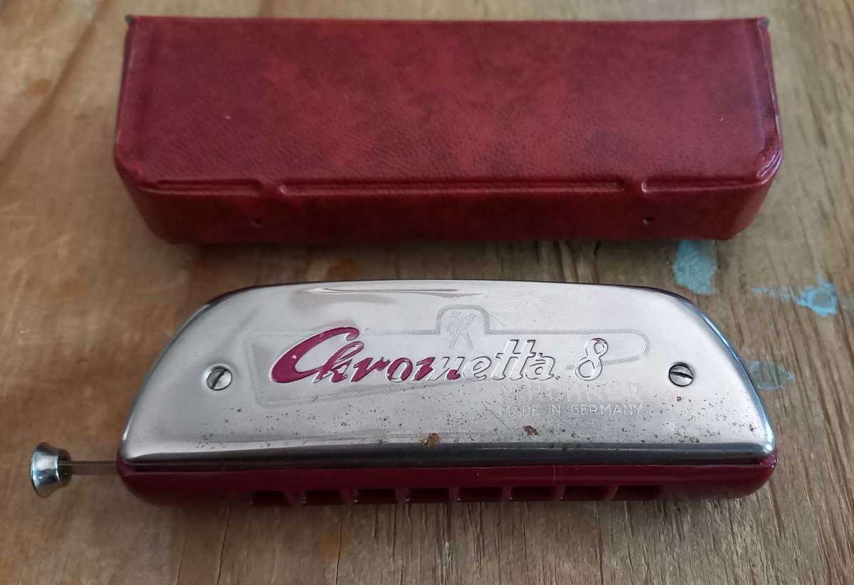 Hohner Chrometta 8 Mouth Organ