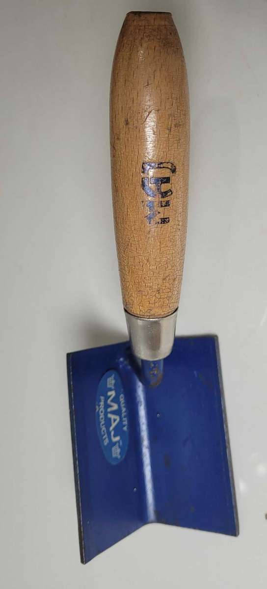 Plasteing  Corner Trowel