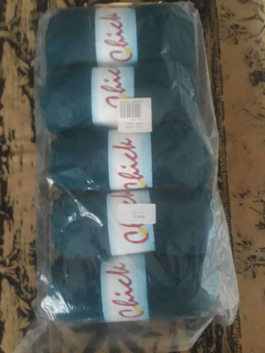 KNITTING YARN: CHICK DK KNITTING YARN/WOOL PEACOCK COLOUR 5X 100G BALLS