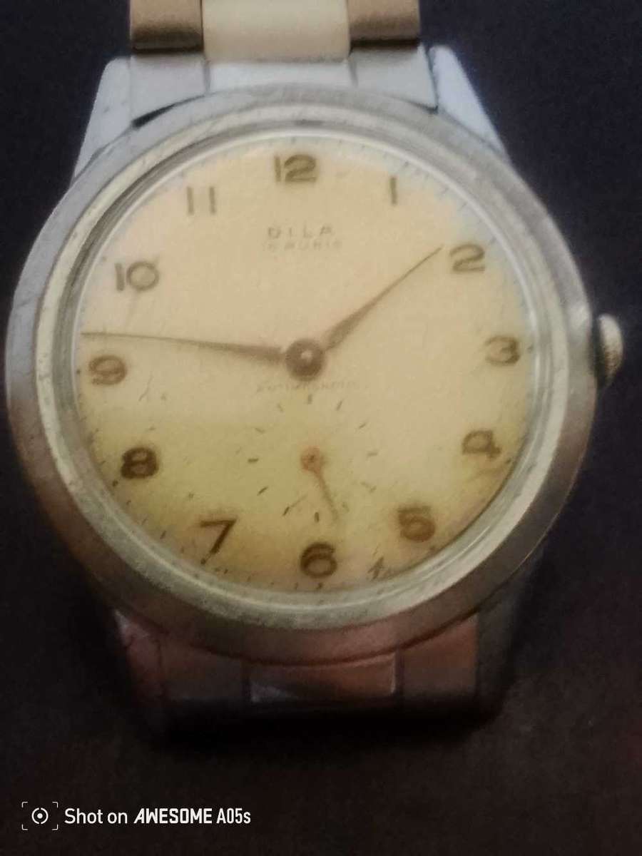 Dila jumbo vintage with subseconds