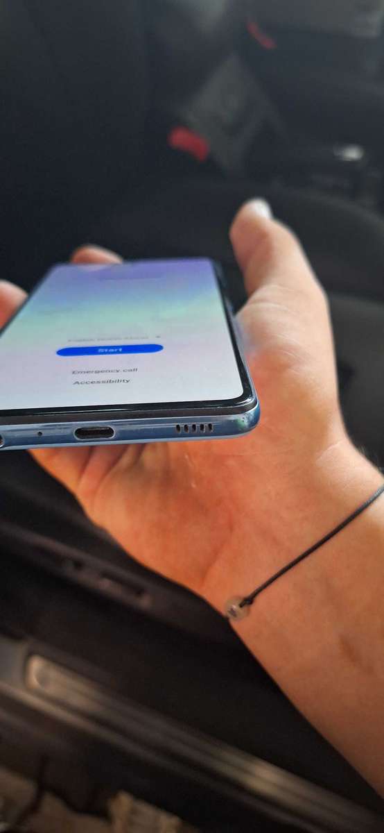 Samsung A52 for sale