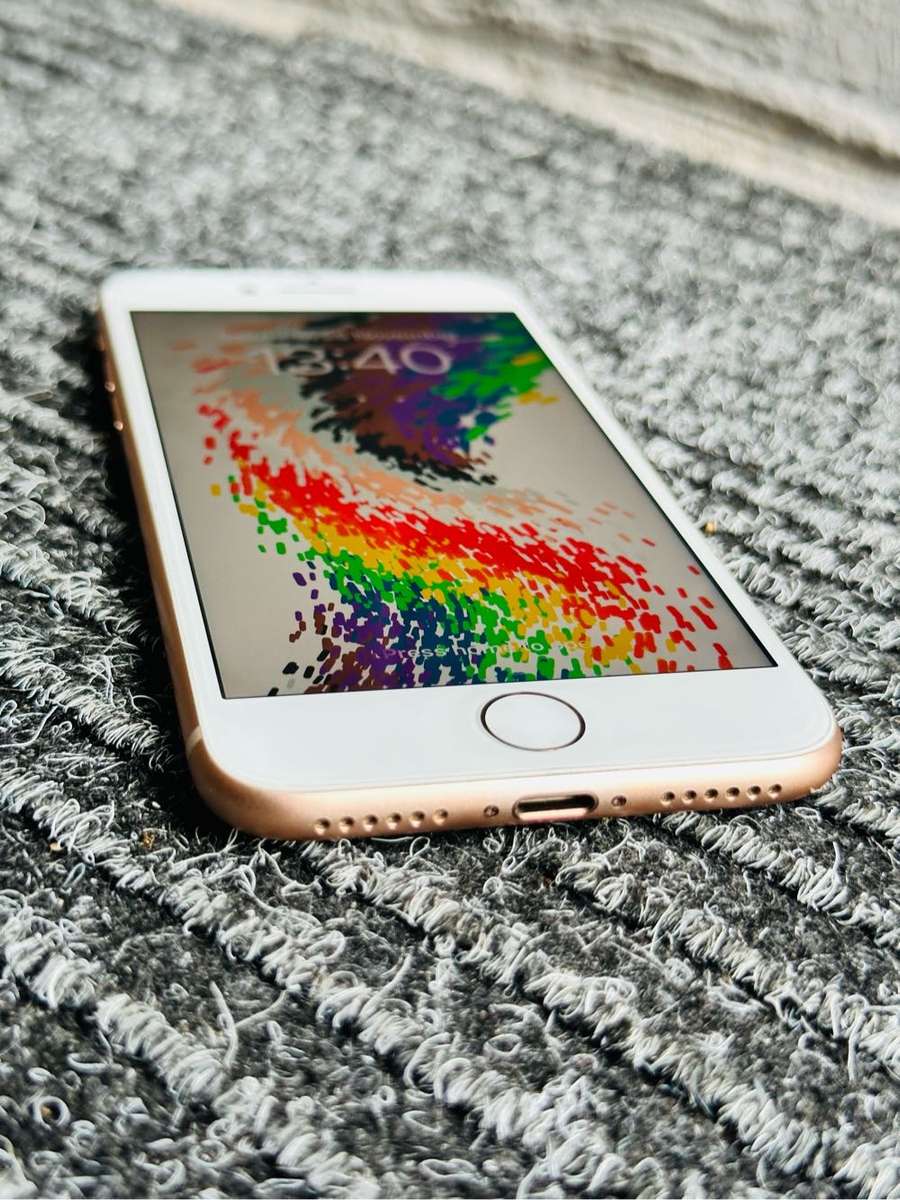 iPhone 8 64GB Gold - Certified Pre-Owned - Excellent Condition