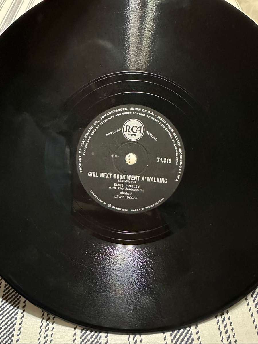 Elvis 78 vinyl - rare edition