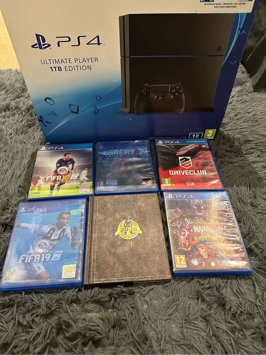 PS4 1TB with 6 Games