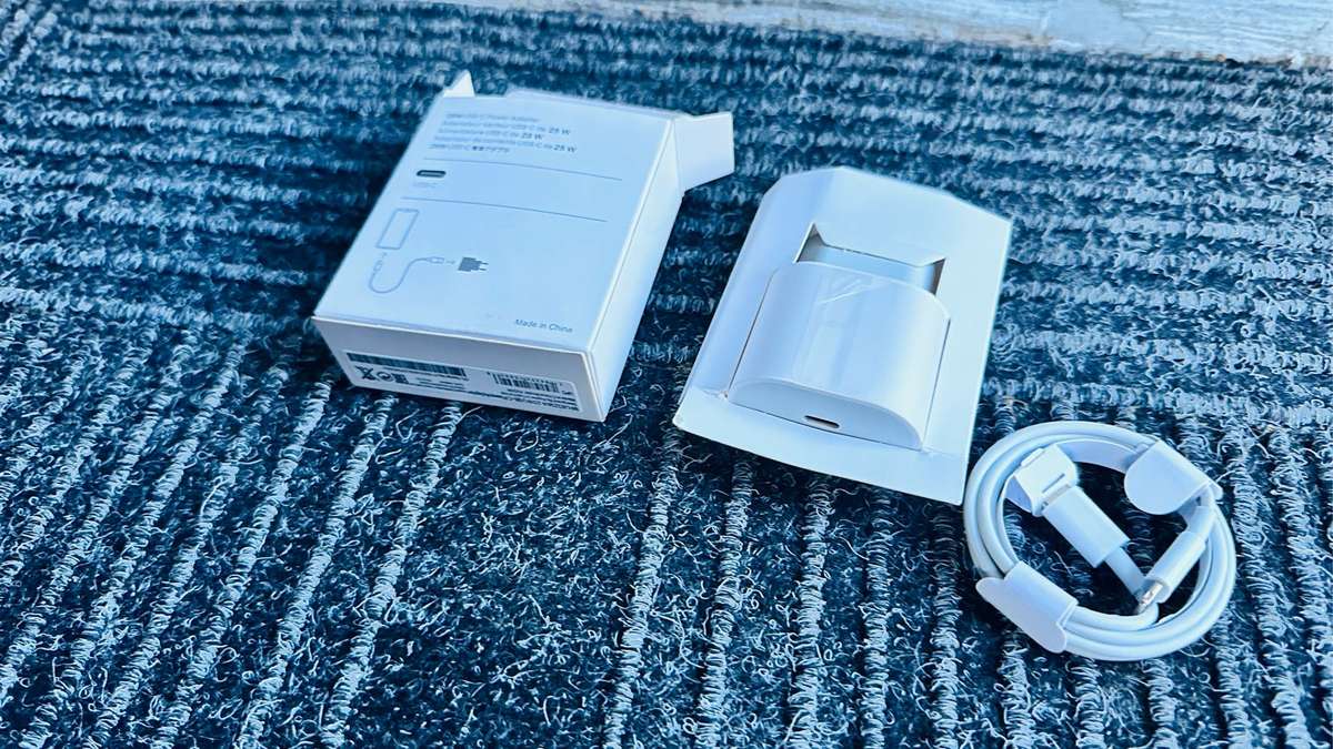 USB-C to Lightning Cable + USB-C Power Adapter 25w for Apple iPhone