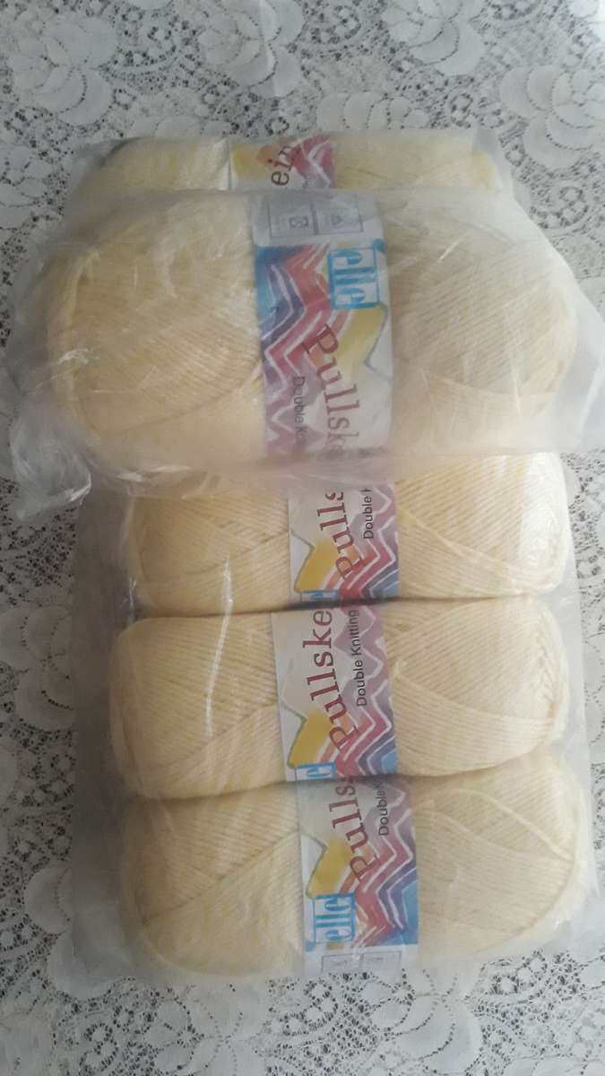 KNITTING WOOL: ELLE DK KNITTING YARN/WOOL  BANANA SPLIT 6 X 100G BALLS