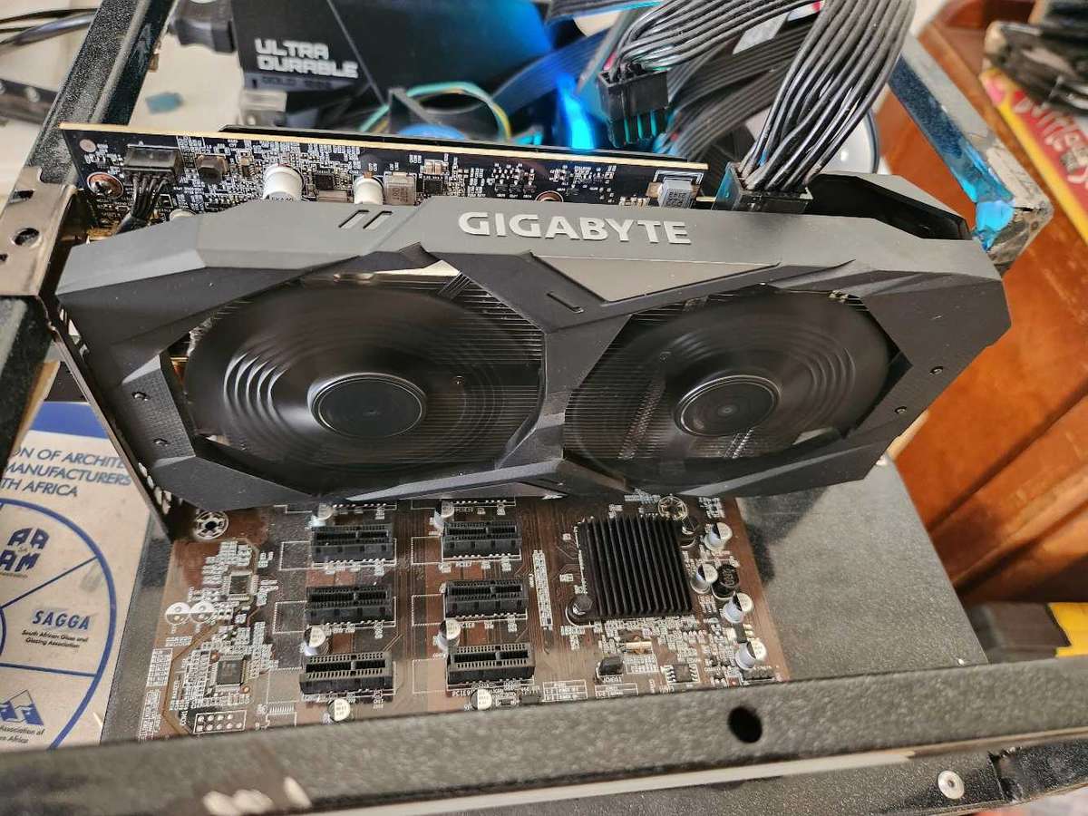 Gigabyte GeForce RTX 2060  6GB GDDR6