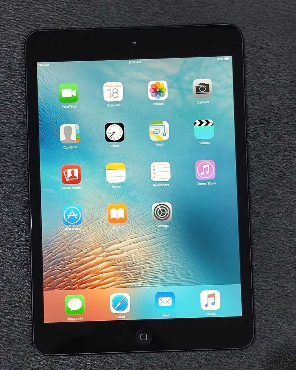 iPad mini Black 64GB CELL+ WIFI (USED)