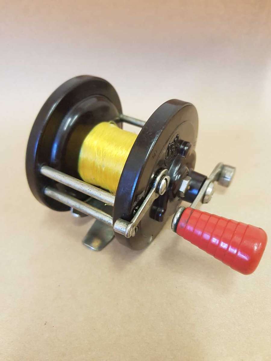Penn 78. Backelite reel and spool