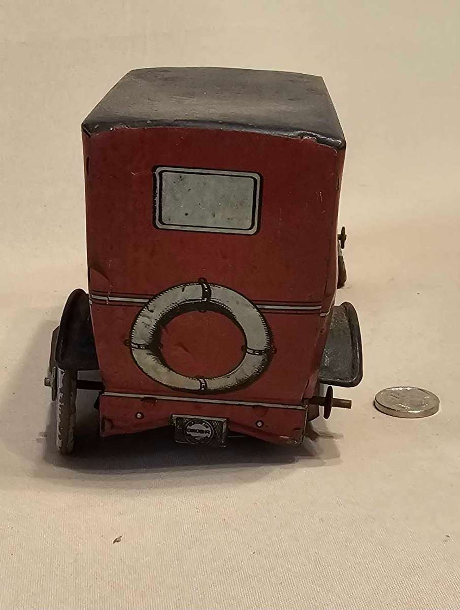 Vintage TIN PLATE Toy Car 1900's - VERY OLD