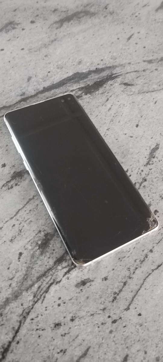 Samsung Cellphones (Lot)