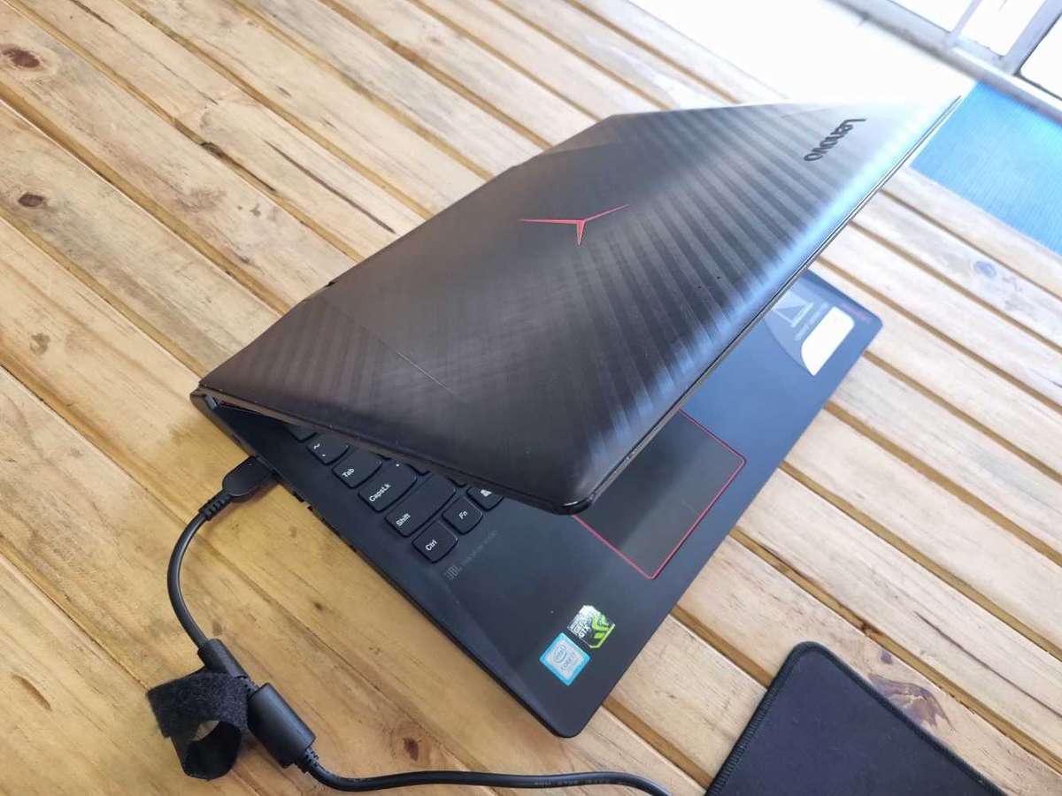 Lenovo Legion Y720 Core i7 - 7700HQ Gaming Laptop / 12GB DDR4 RAM/ 240GB SSD/ GTX 1060 6GB GPU/ FHD