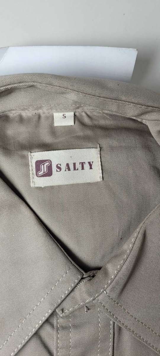 High Quality Size (S) SALTY Short-Sleeved Khaki Bush Shirts.