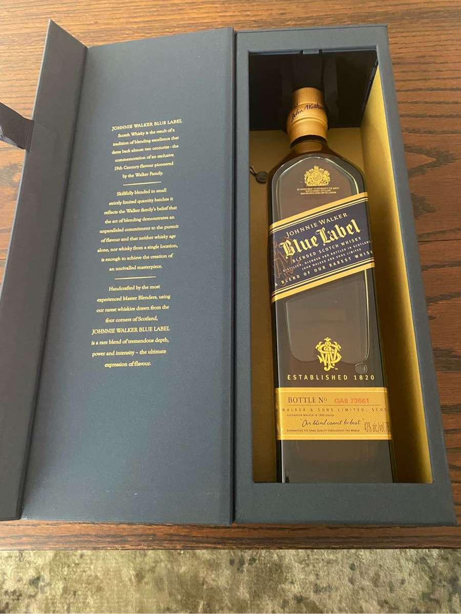 Johnnie Walker Blue Label Whiskey - 750ml
