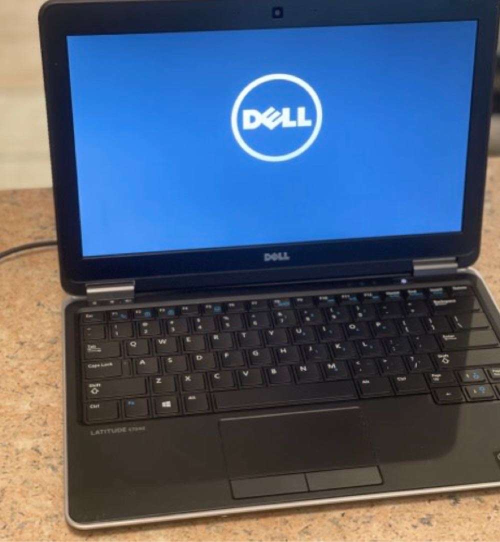Dell Lattitude E7240 Notebook - 16GB Ram - 256GB SSD