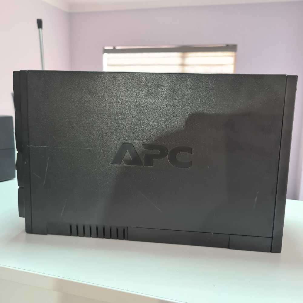APC Back-UPS 1100VA, 230V,