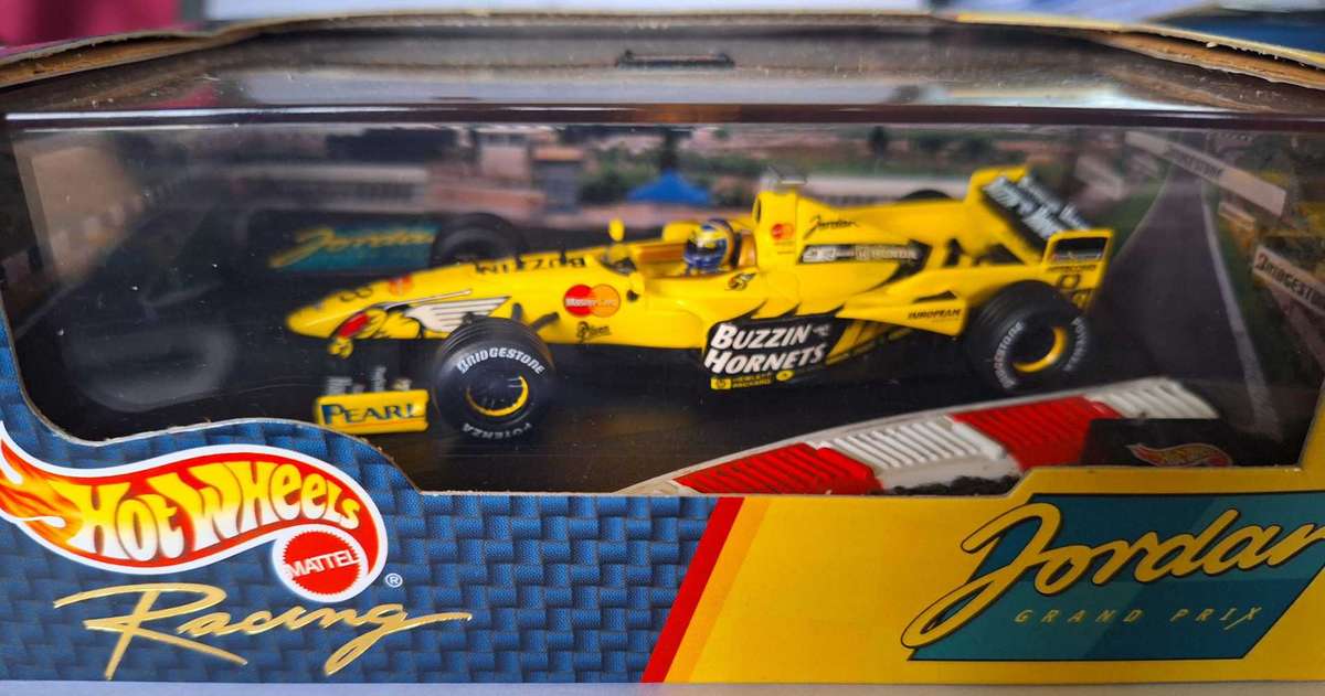 Set of 5 Hot wheels Racing models