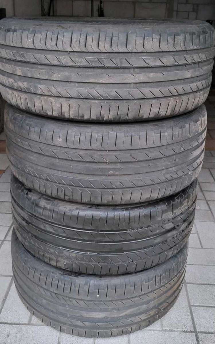 255/50/20 Continental ContiSport Contact . 80% life