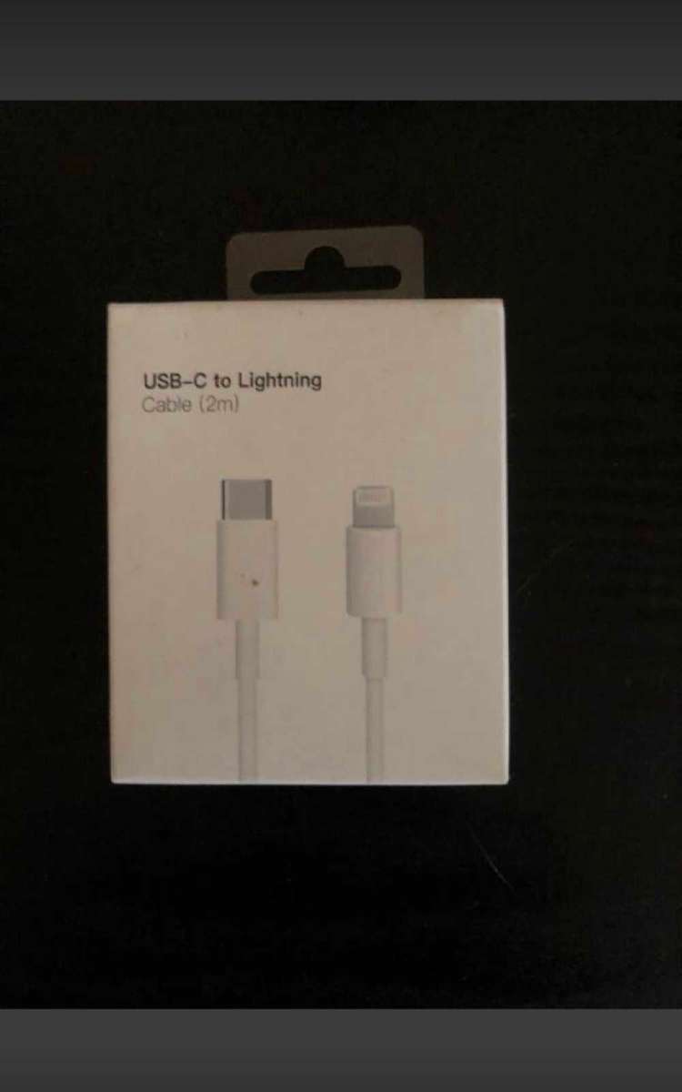 Apple USB C to Lightning's Cable 2m NEW