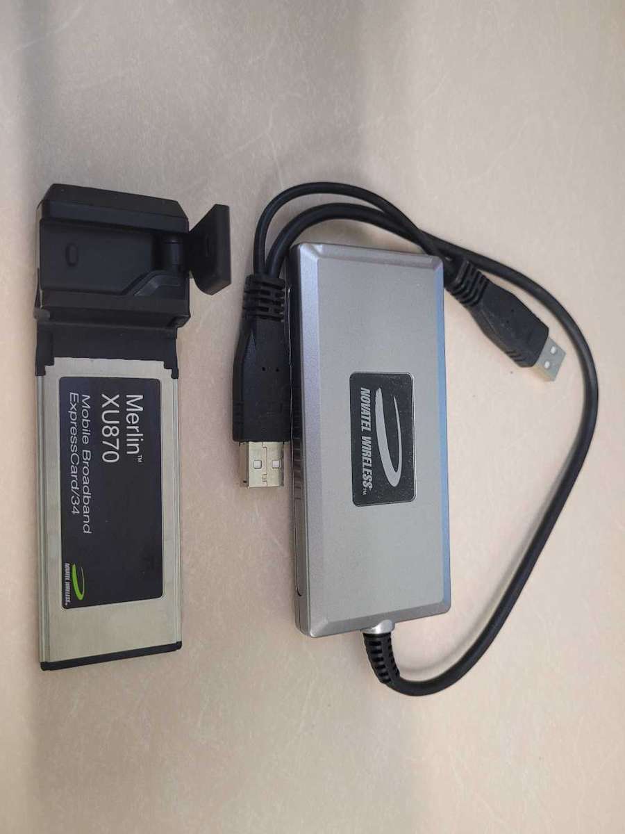 Merlin XU870 HSDPA Expresscard modem with USB adapter