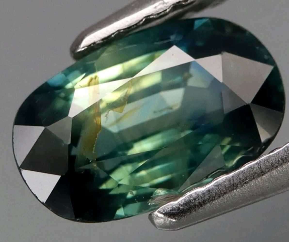 Natural 1.36 Ct UNHEATED Sapphire Video