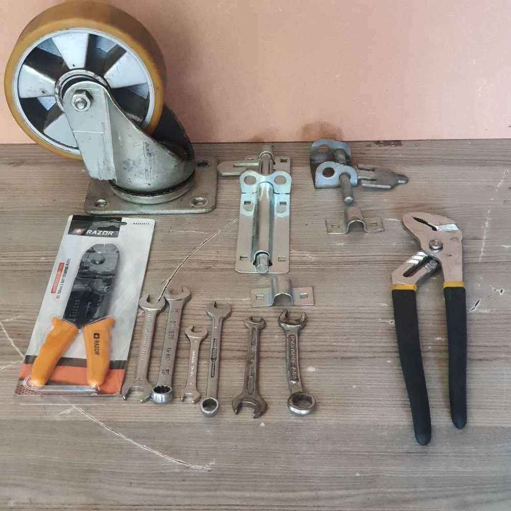 Joblot tools and big heavy duty wheel
