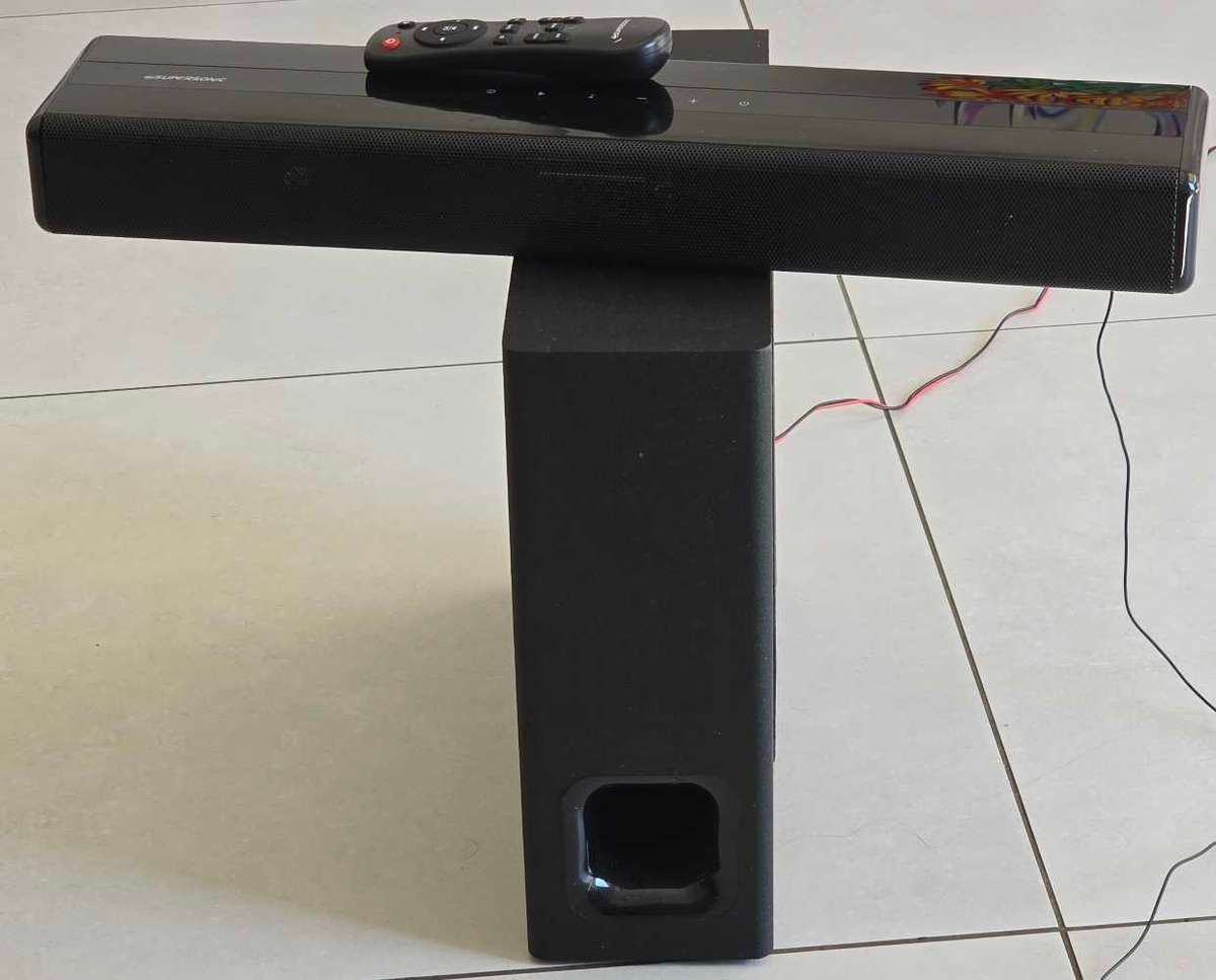 Sounds Alive: Almost new sound bar and sub