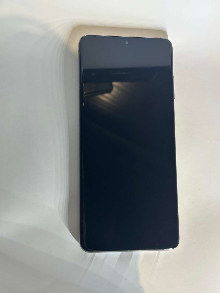 Samsung Galaxy S20 Plus - 128GB - No Box - AA condition