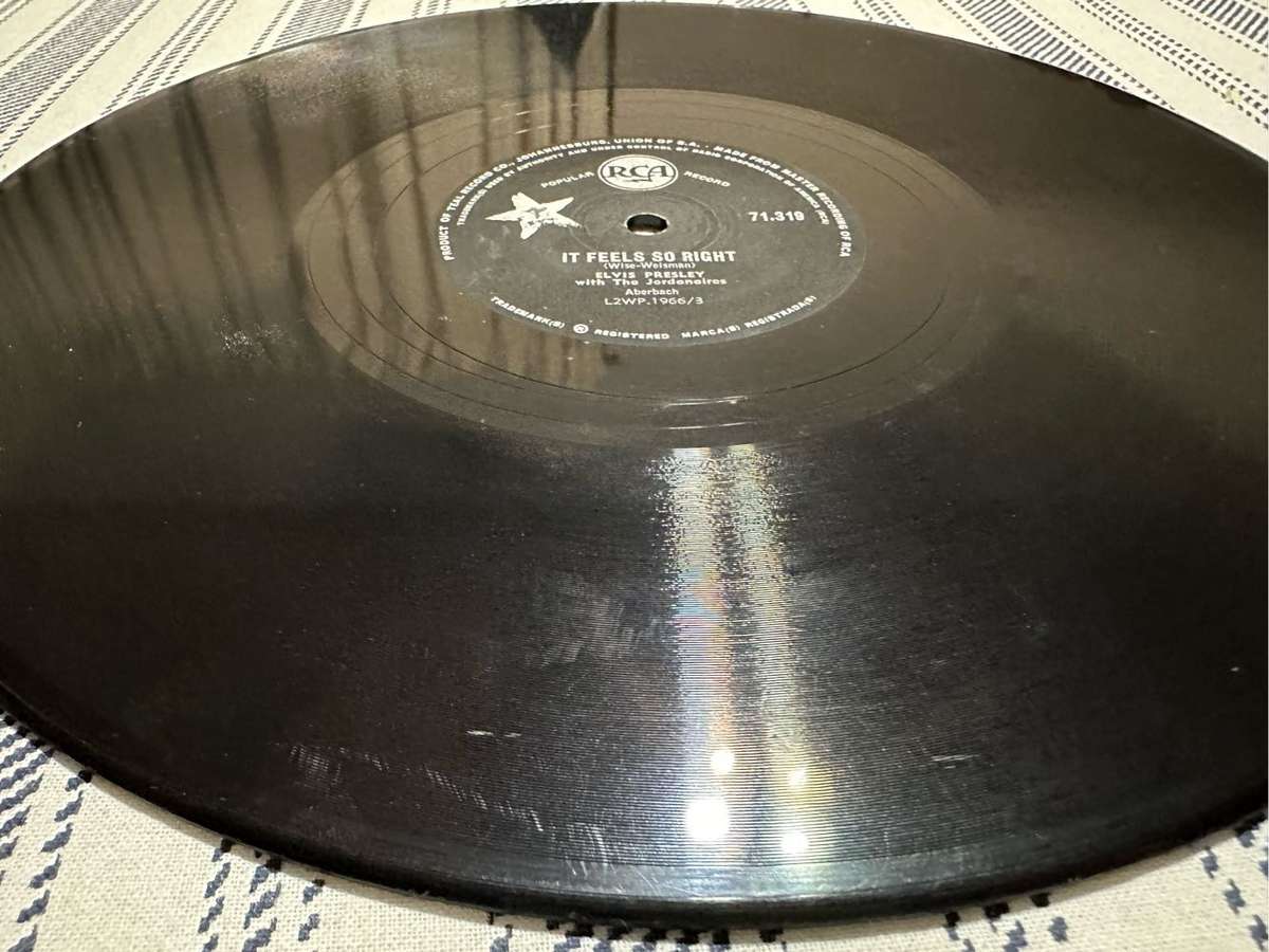 Elvis 78 vinyl - rare edition