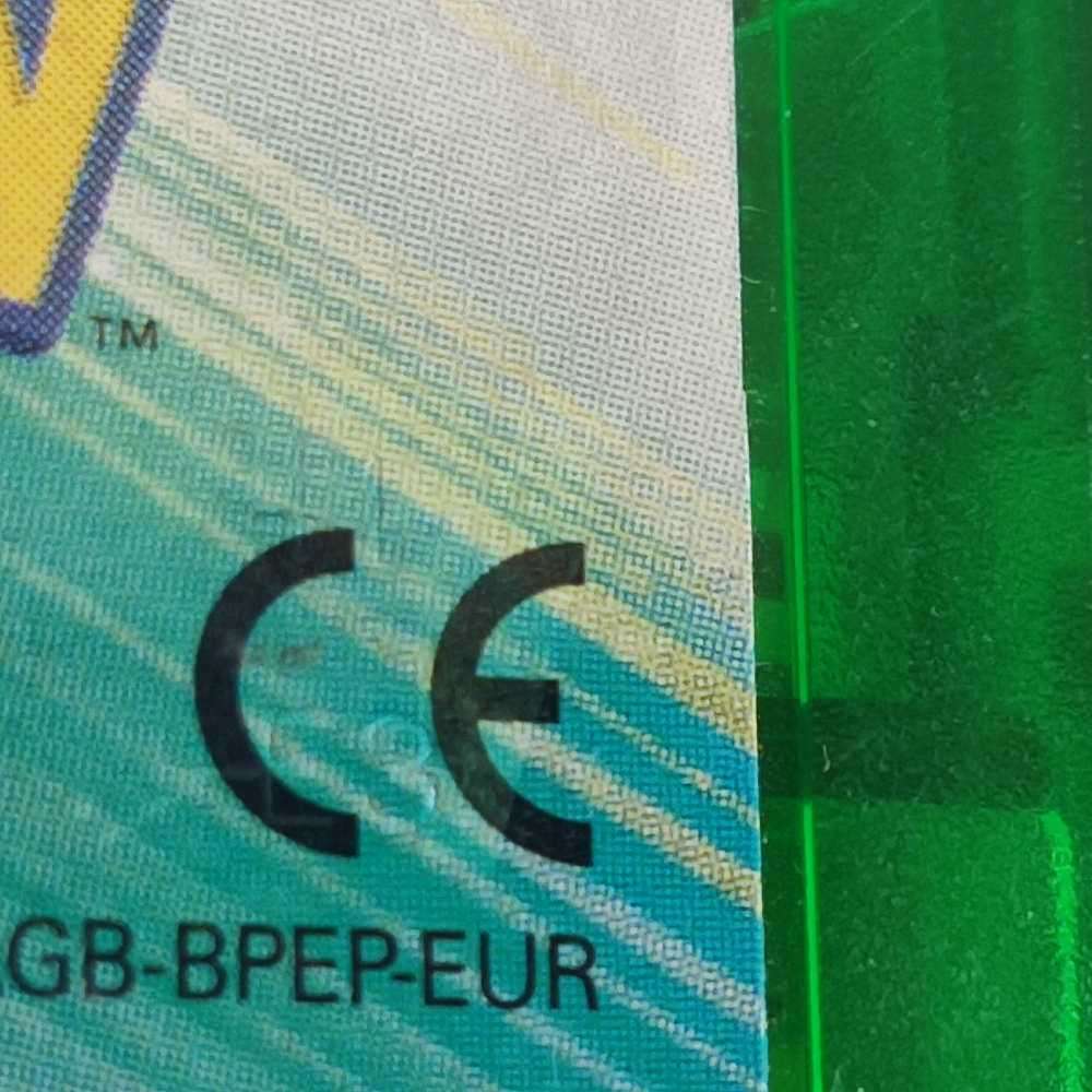 Pokémon Emerald Version Nintendo Gameboy Gba